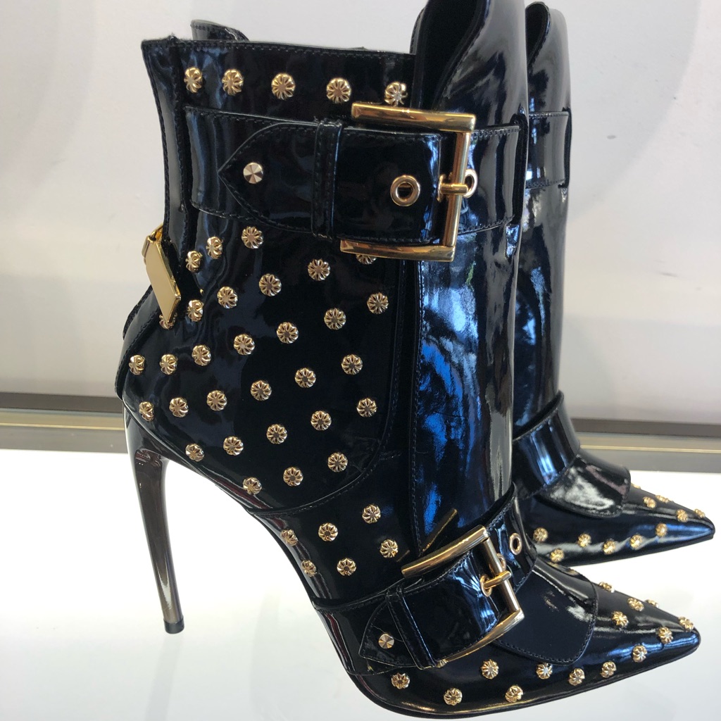 Brand New Rare Alexander Mqueen Studded 37